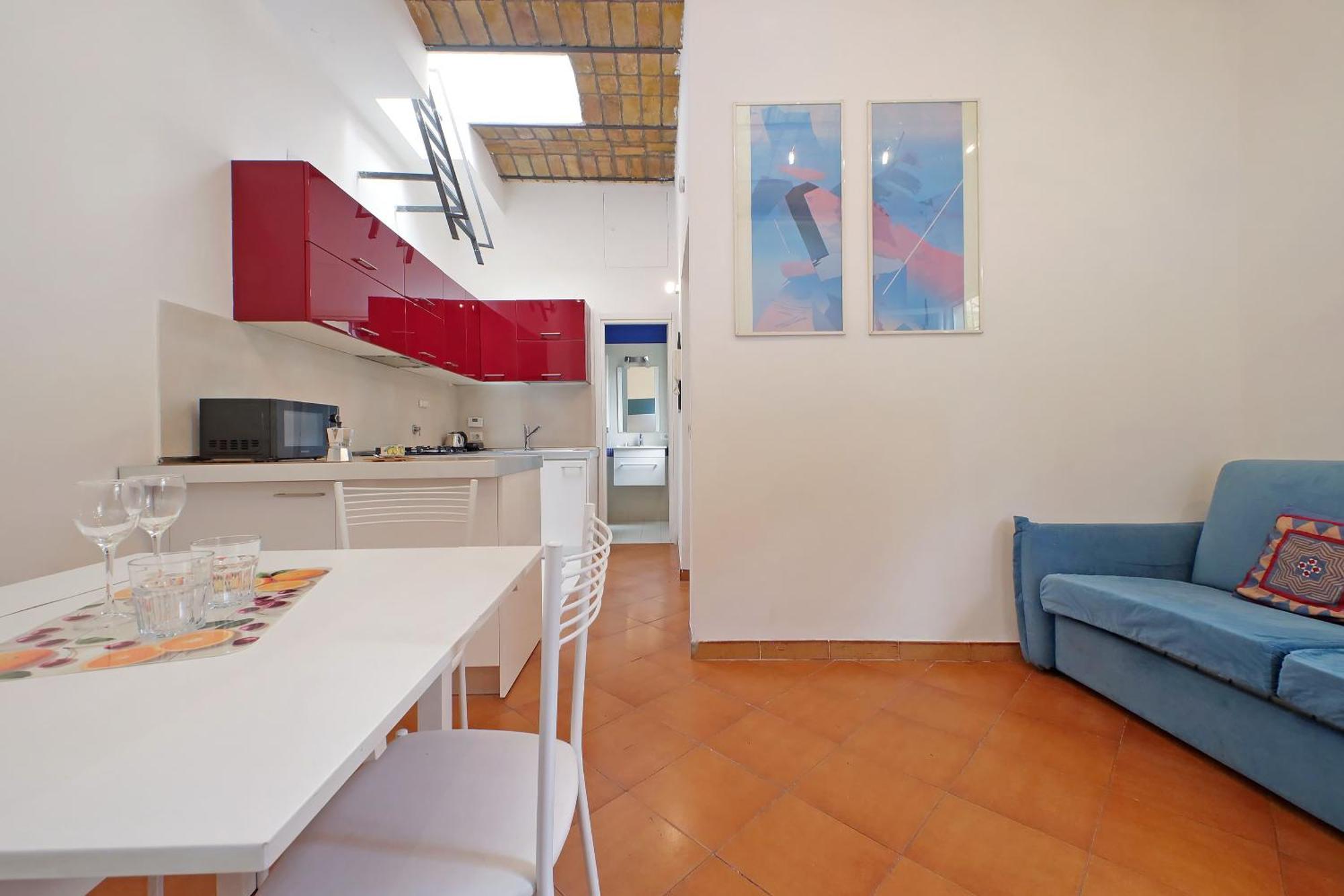 Cinque Apartment *